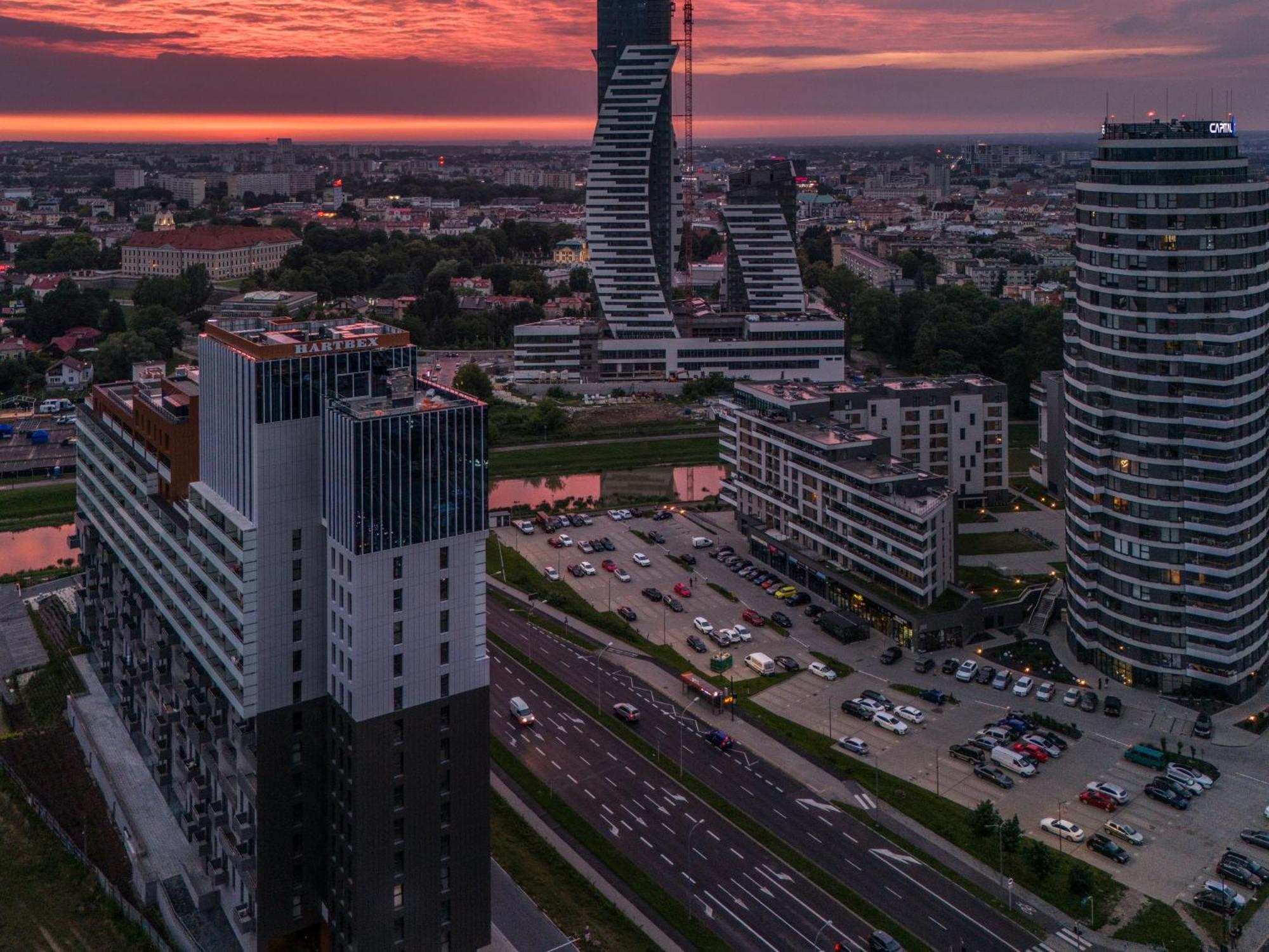 Riverside City View & Free Parking Жешов Екстериор снимка